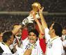 منتخب مصر إثر فوزه ببطولة أفريقيا 2008